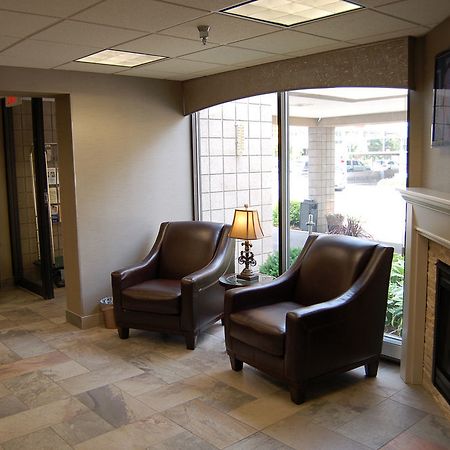 Brentwood Inn And Suites Rochester Ngoại thất bức ảnh
