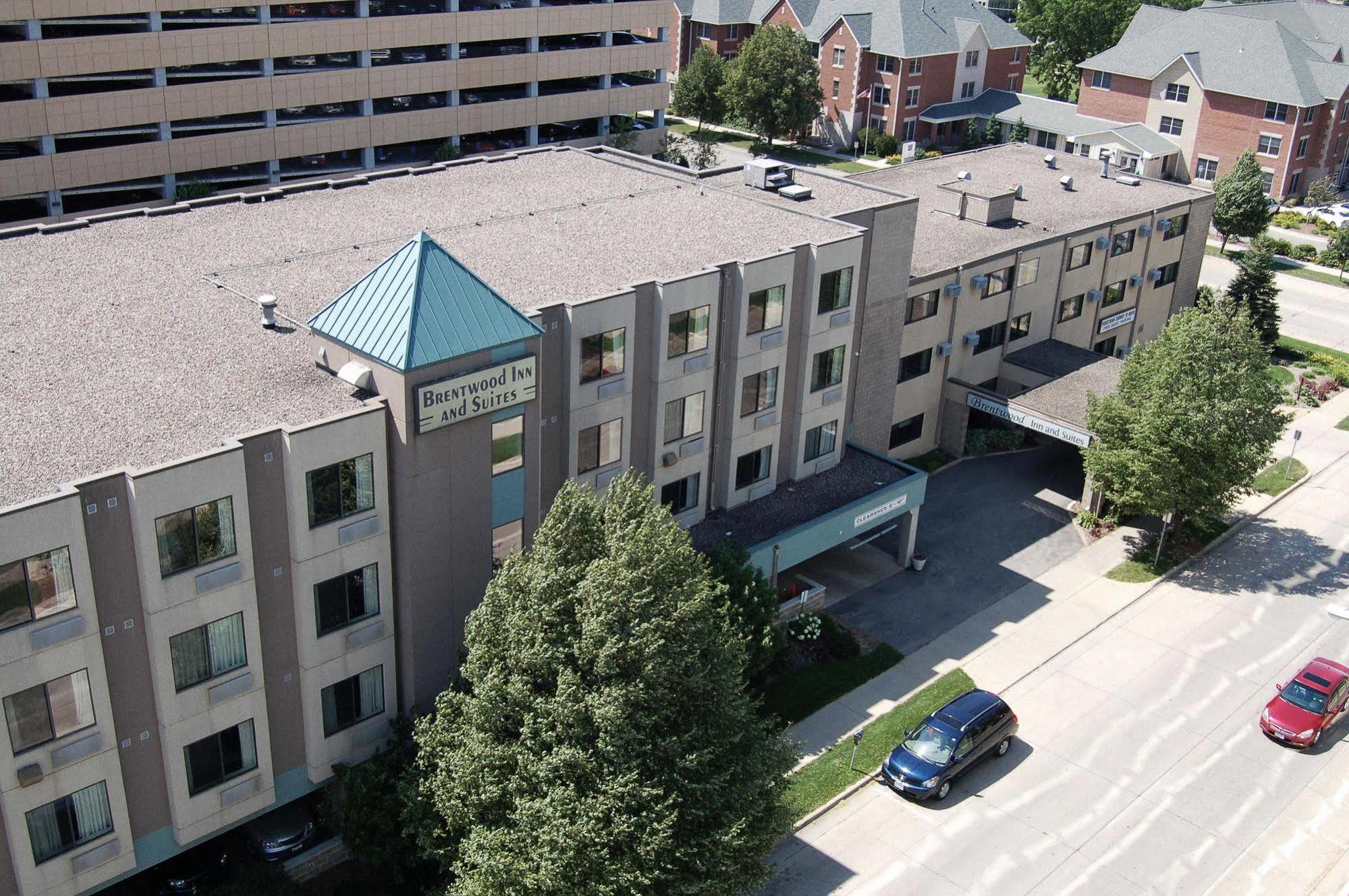 Brentwood Inn And Suites Rochester Ngoại thất bức ảnh