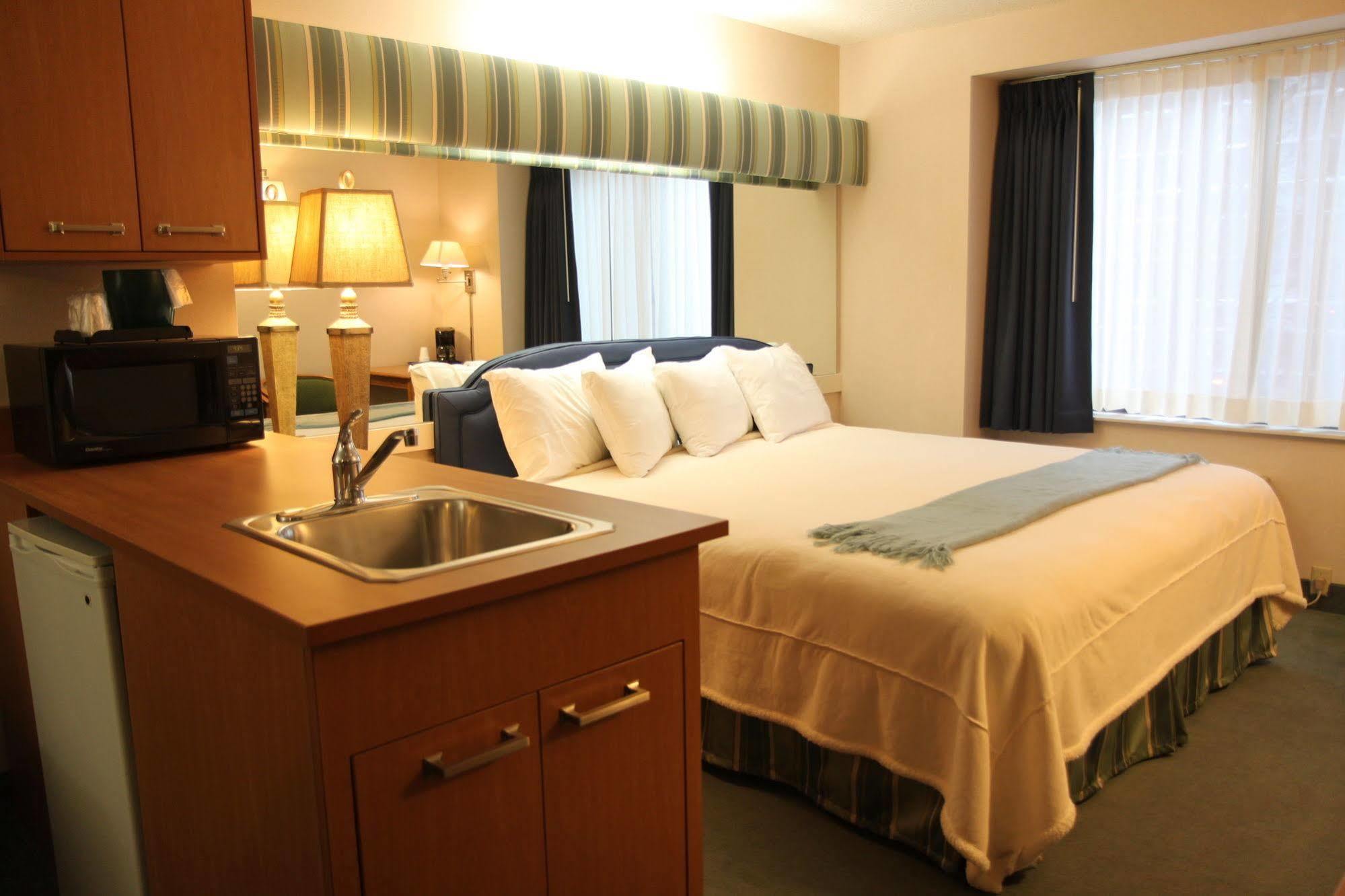 Brentwood Inn And Suites Rochester Ngoại thất bức ảnh