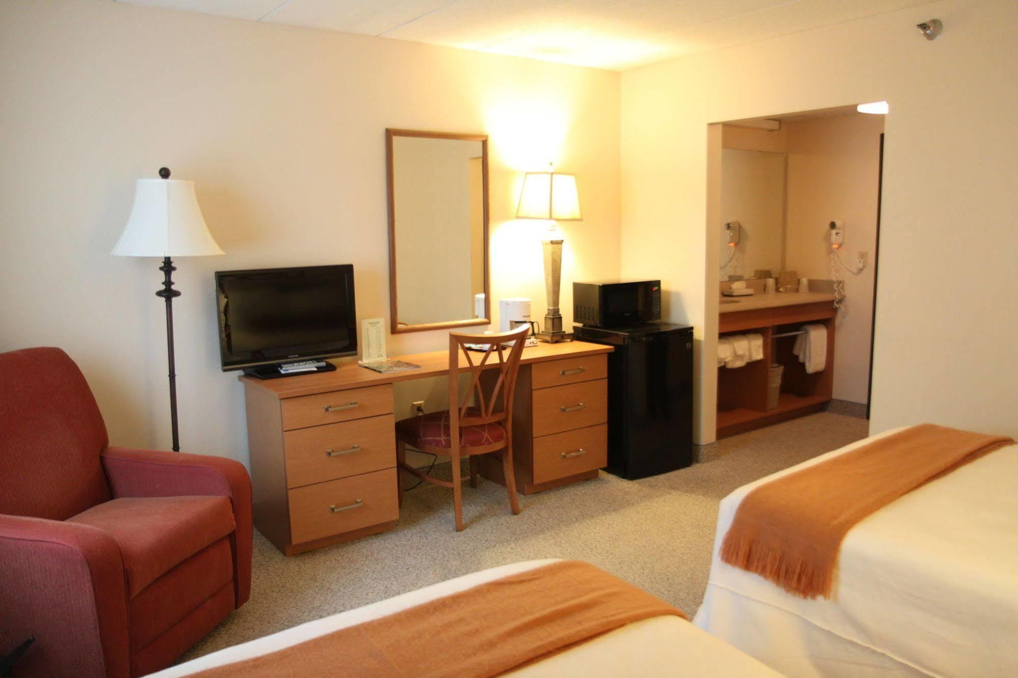Brentwood Inn And Suites Rochester Ngoại thất bức ảnh